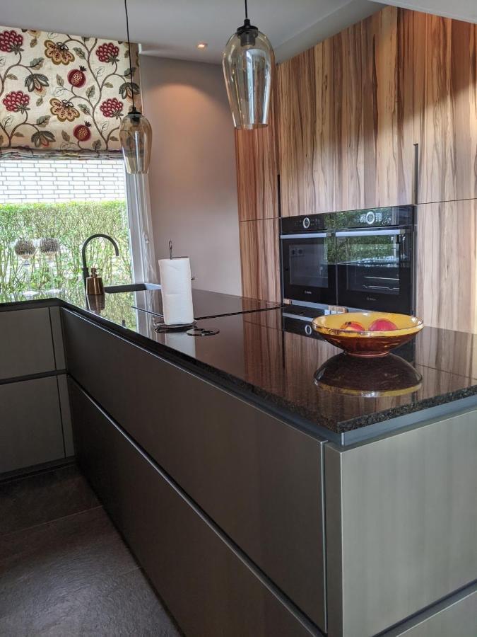 Ootmen Villa Wolphaartsdijk Bagian luar foto